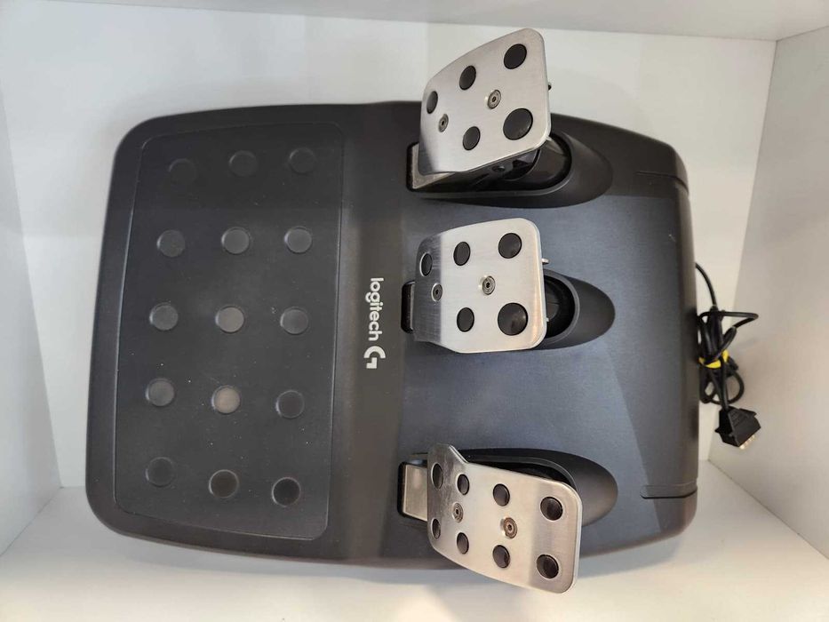 Volan + Schimbator Logitech G29 (Ag8 Tudor1/B74468) – Garantie 2 Ani!