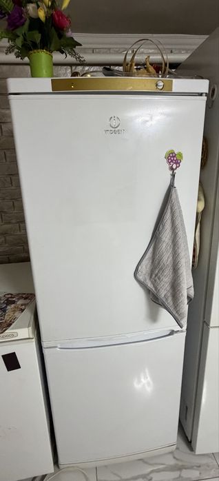 Холодильник б/у