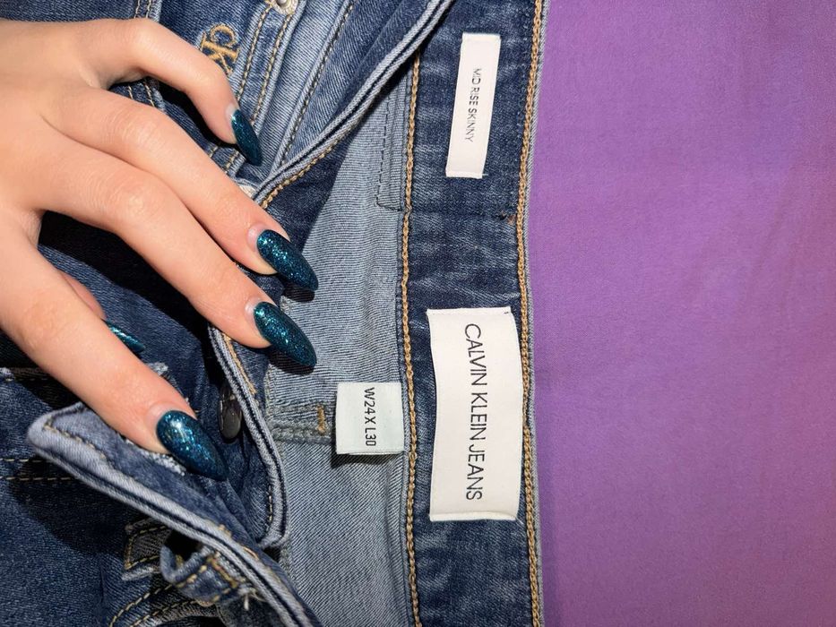 Calvin Klein прилепнали дънки хс размер със средна талия