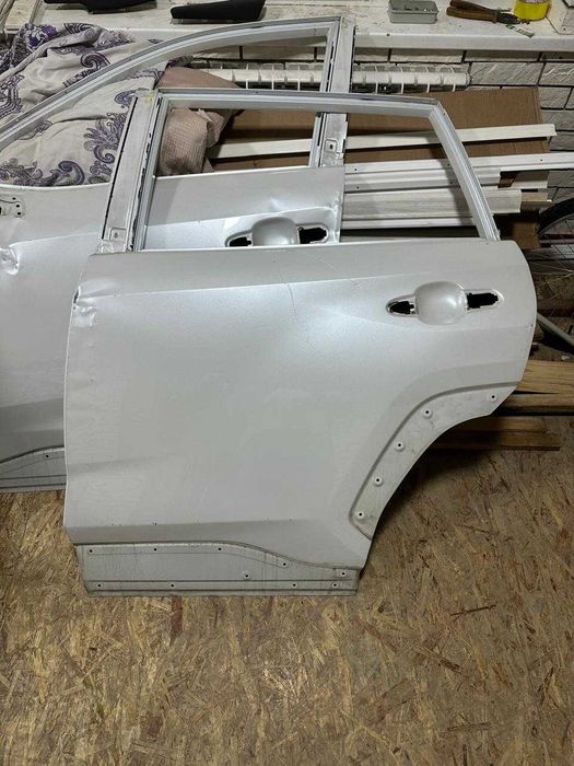 Запчасти по кузову на TOYOTA RAV 4 кузов 30 40 50