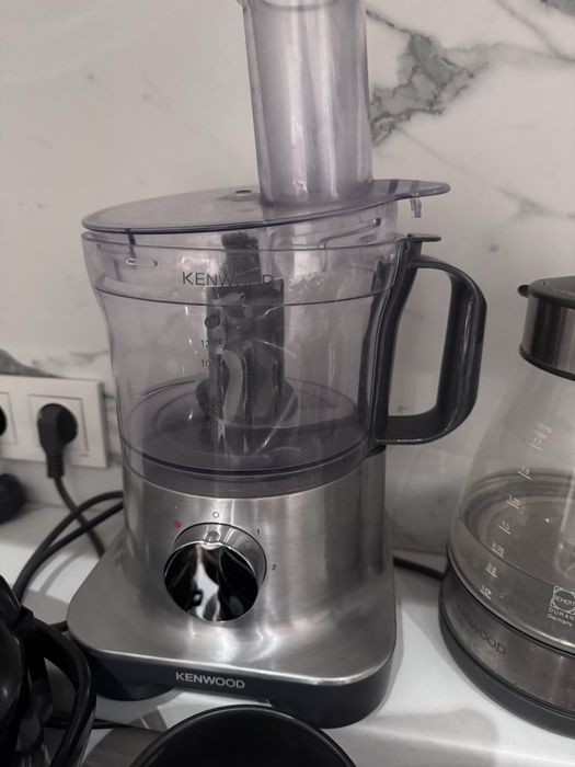 Кухонный комбайн Kenwood multi pro