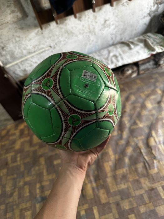Продам мячь детский