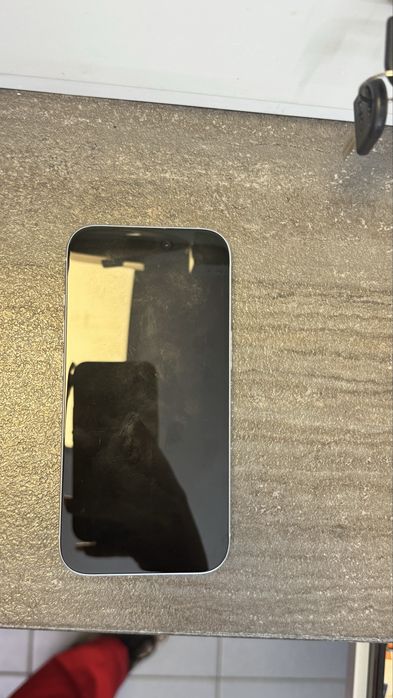 Iphone 15 128GB - употребяван