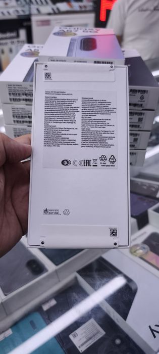 Samsung A57 8/256 yangi