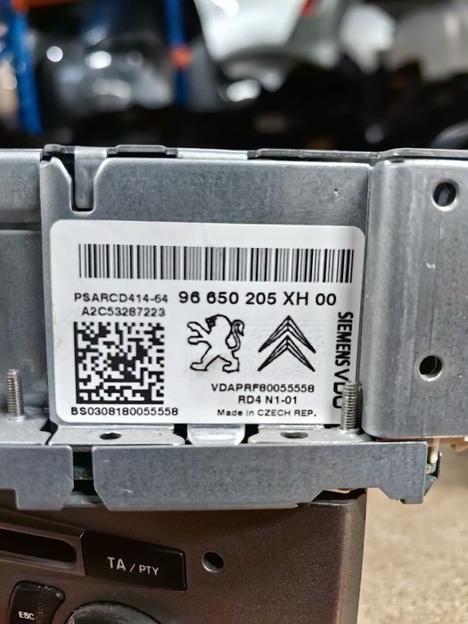 CD - Radio за Peugeot 308 / Пежо 308 2008г