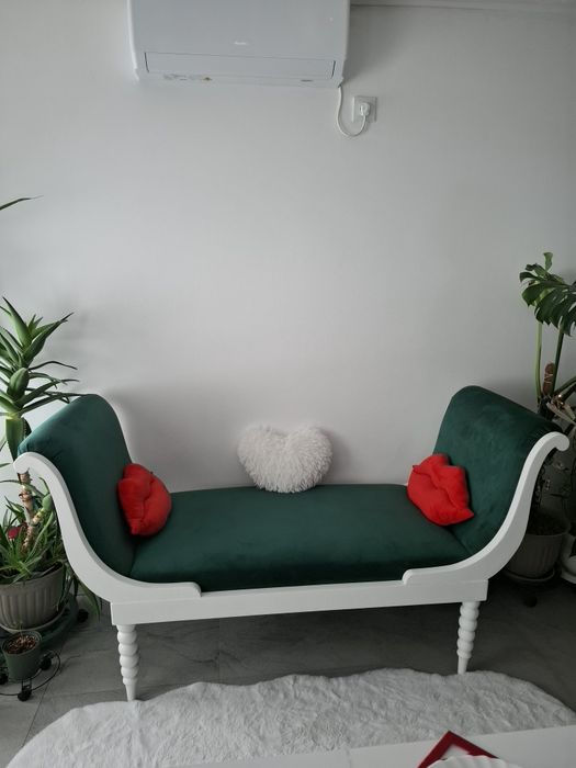 Divan vechi recondiționat