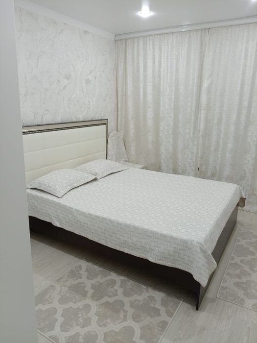 Кровать с матрасом 160*200