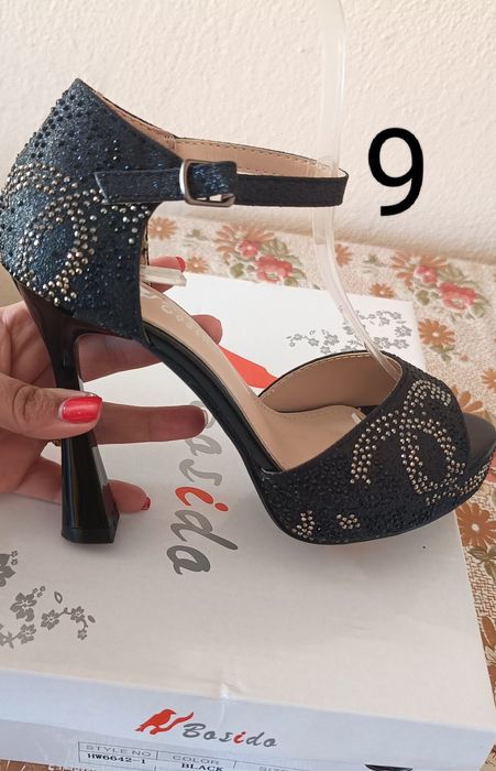 Елегантни нови обувки