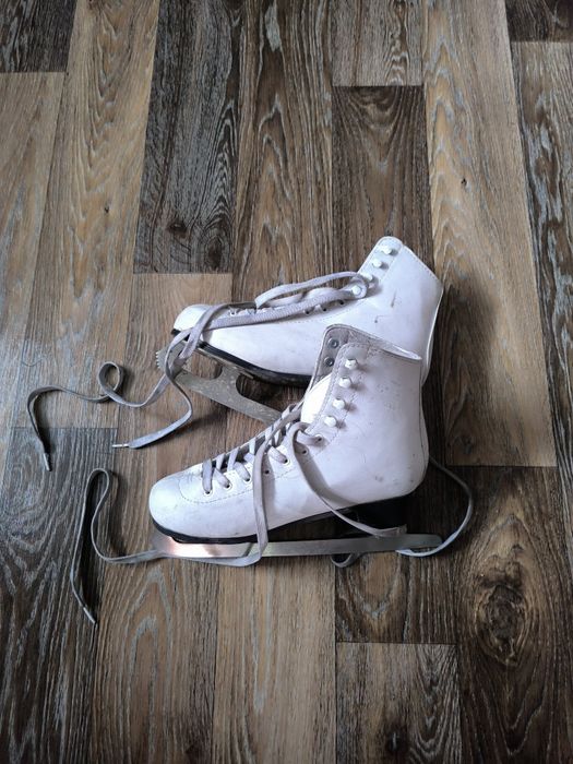 Коньки фигурные женские 41