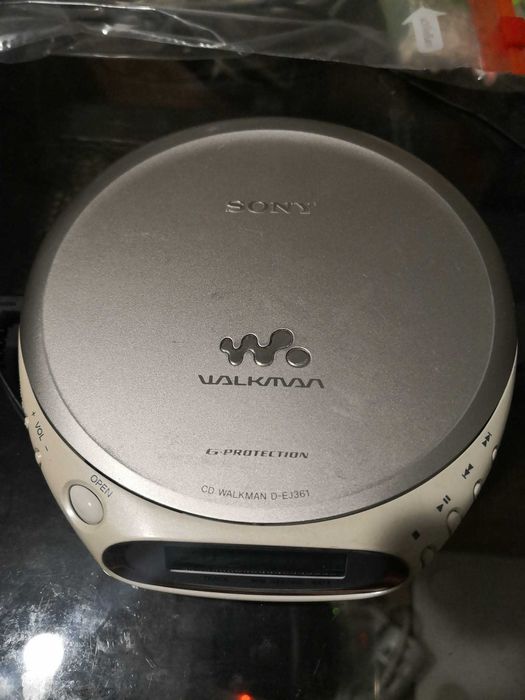 CD плеър CD walkman Sony D-EJ361