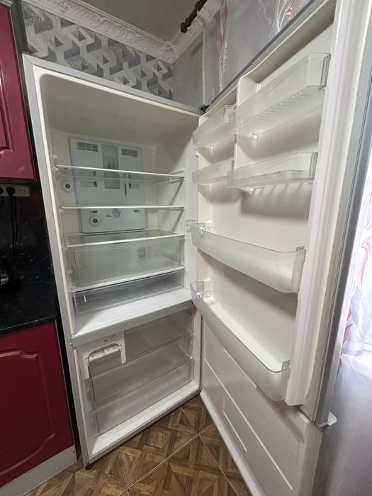 Холодильник Panasonic б/у