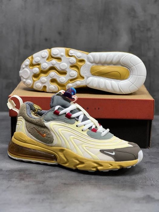 Nike Air Max 270 React Travis