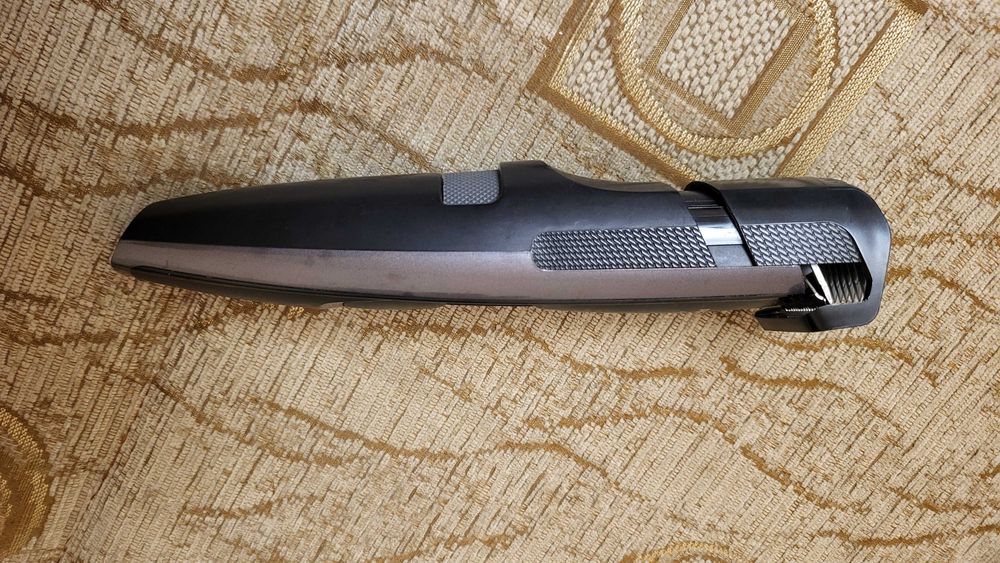 Philips Seria 5000 model BT5200 fuctional se vinde cu incarcator