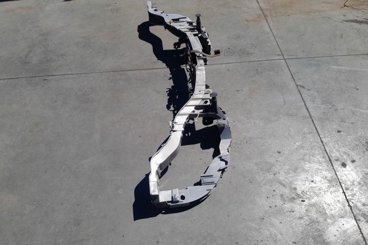 Trager / Calandru AM51-8B041-A AM51-8B041-A Ford C-Max a 2-a generati