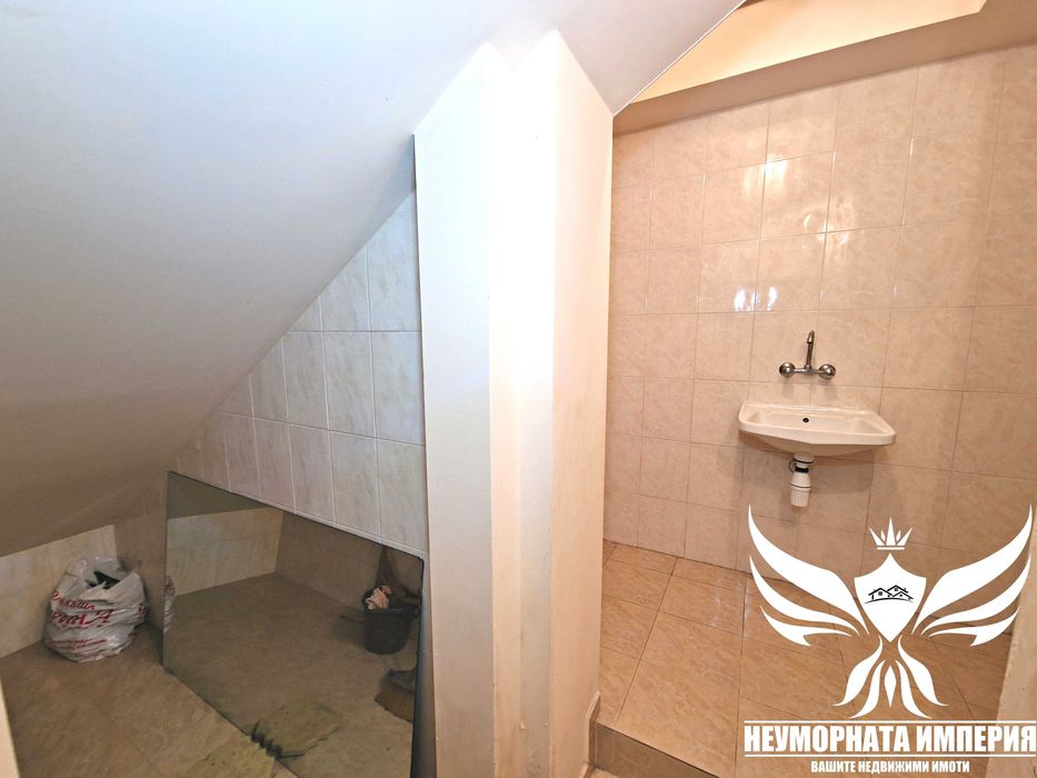 Под наем 150кв помещение,офис,магазин,студио,комплекс в Асеновград