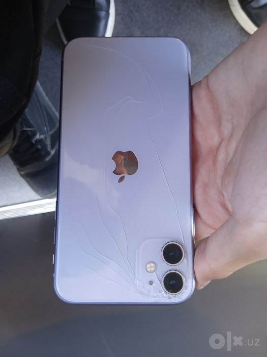 Iphone 11 ideal.
