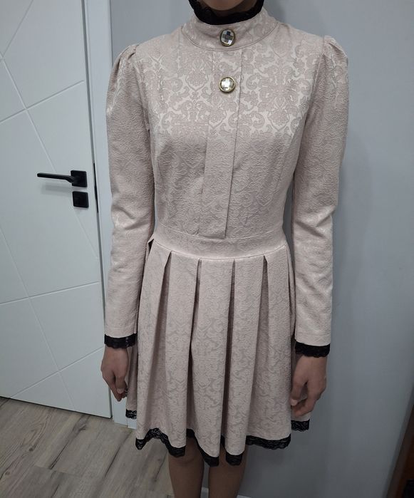 Платье нарядная обмен