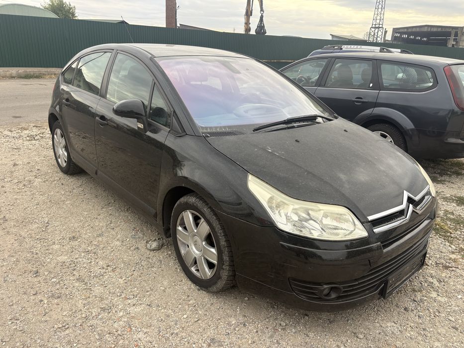 Dezmembrez citroen c4