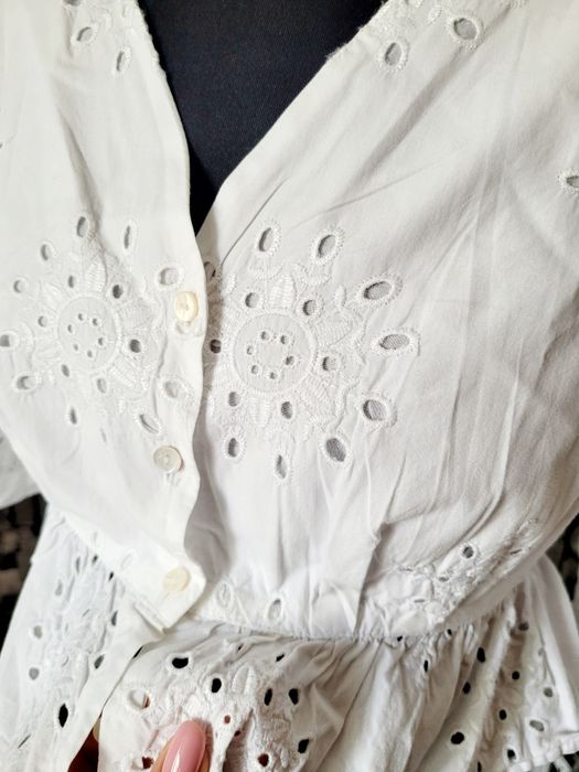 Buza alba Zara cu maneci bufante