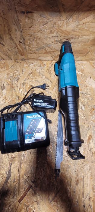 Sabie vulpe makita  djr 186 2025
