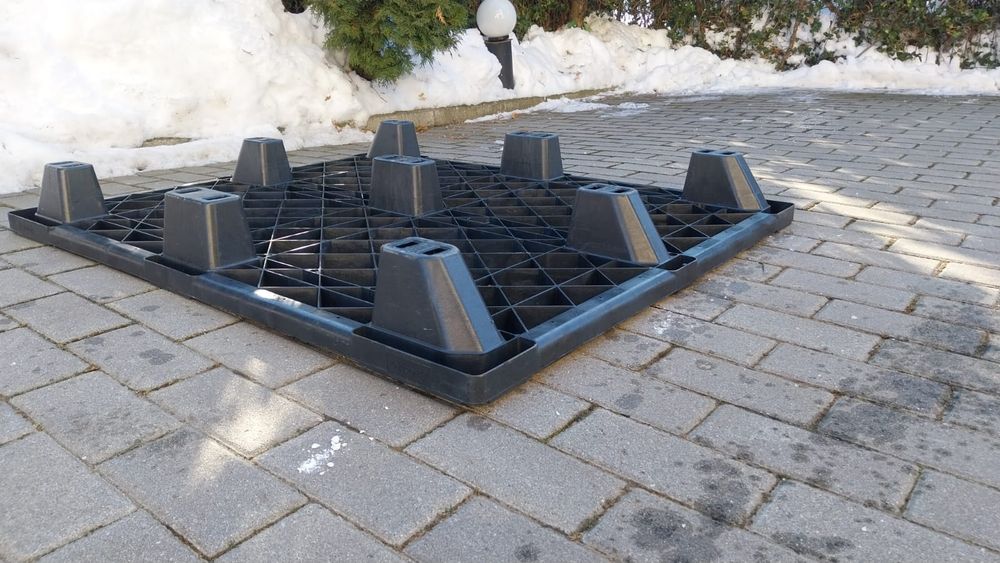Paleți plastic  rezistenti