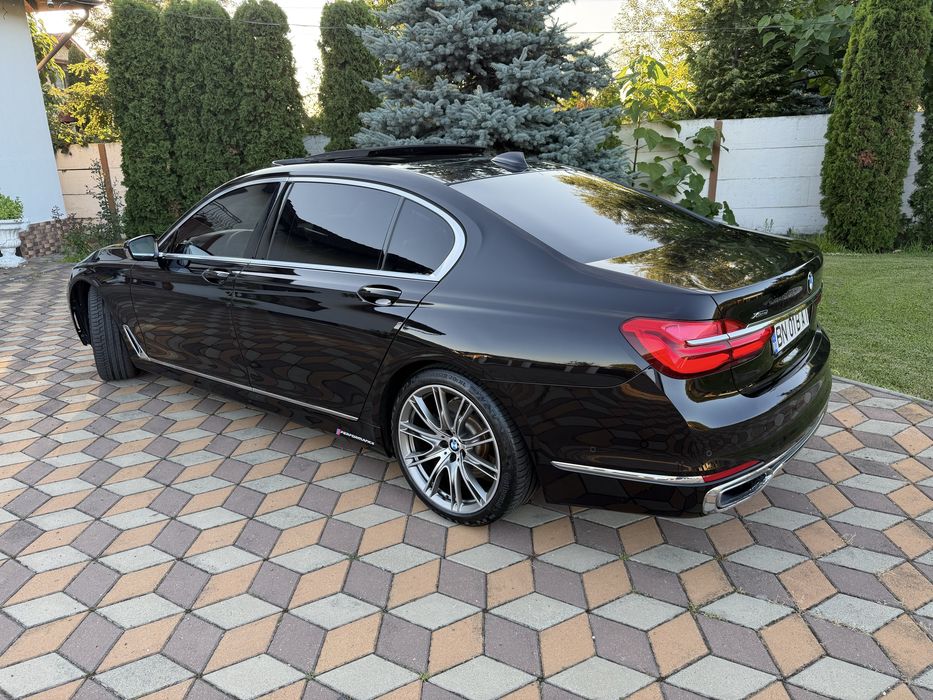 Bmw INDIVIDUAL absolut FULL 740 G12 Long Xdrive Night Vision FULL