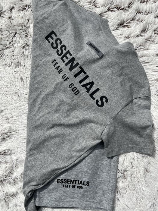 Compleu Essentials