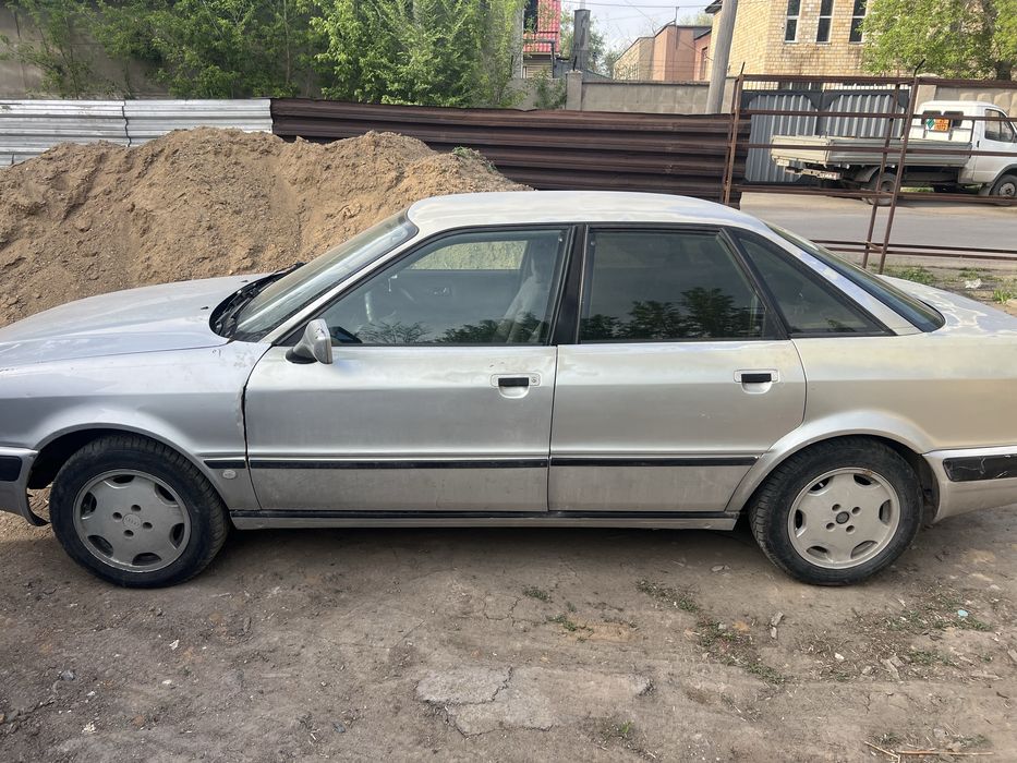 Ауди б4 2.3л газ-бензин