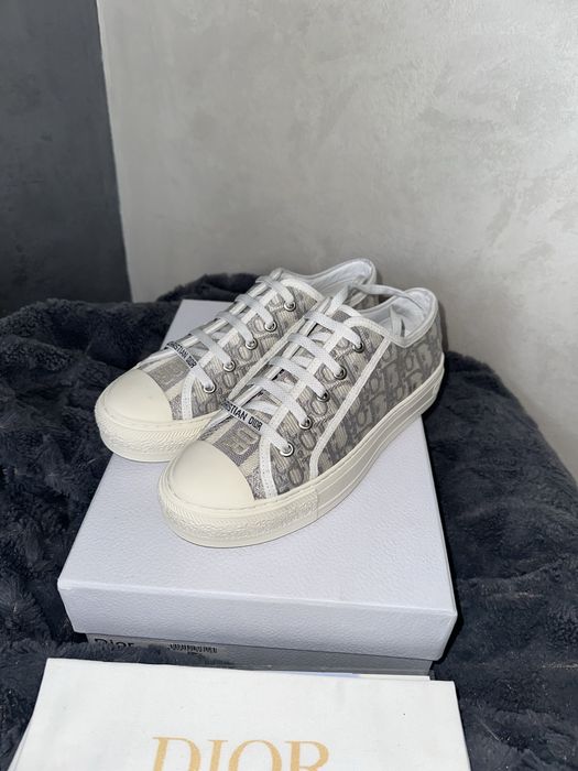 DIOR WalknDior Sneaker Oblique Embroidered Cotton Stone Gray