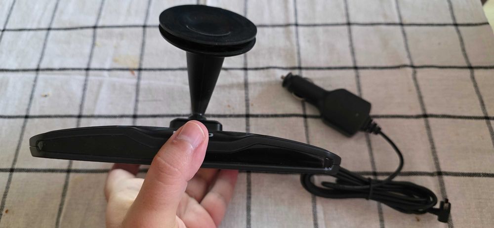 Навигация за камион Garmin Dezl 770 7 инча карти за цяла Европа и Турция пълен комплект