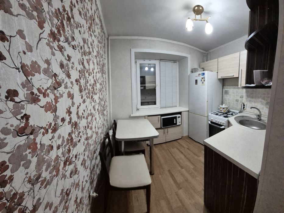 Сдам 2 ком.район кафе Мороженое