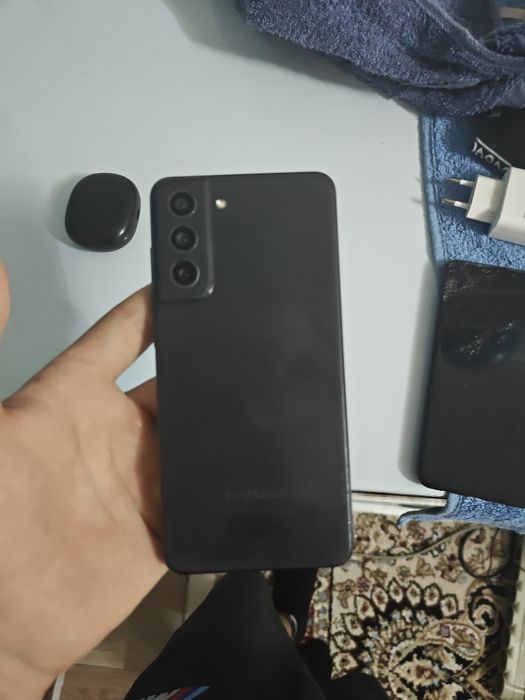 Продам Samsung Galaxy S21 FE