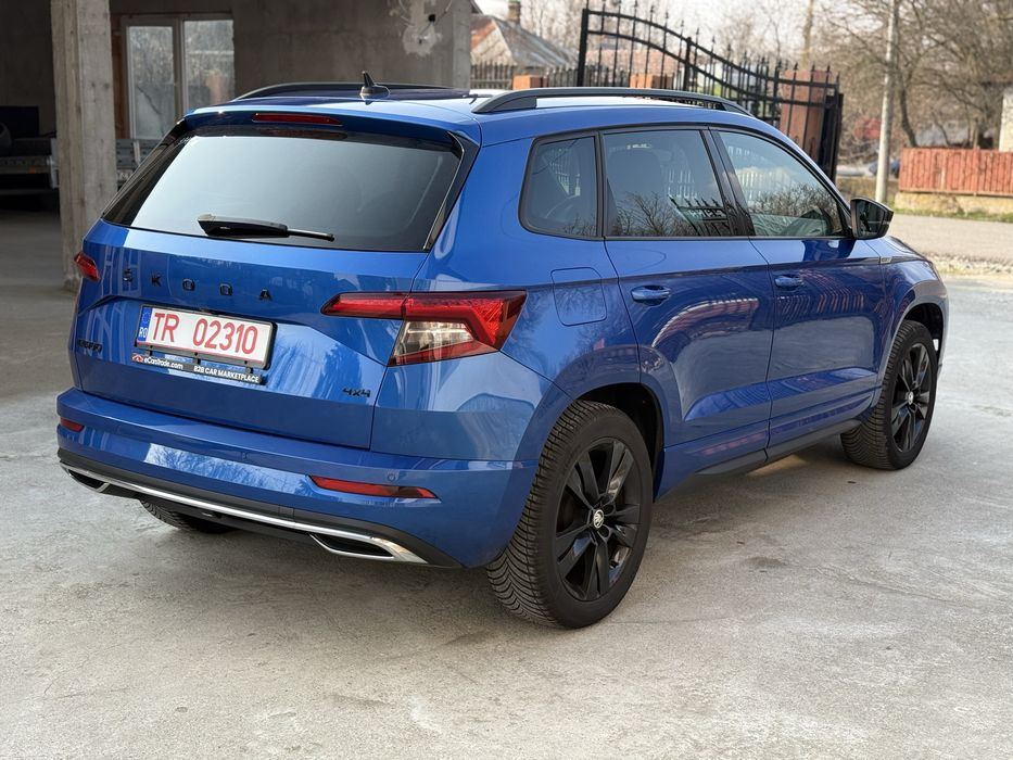 Skoda Karoq Sportline 4x4 2.0 tdi 150 cp Matrix 2022