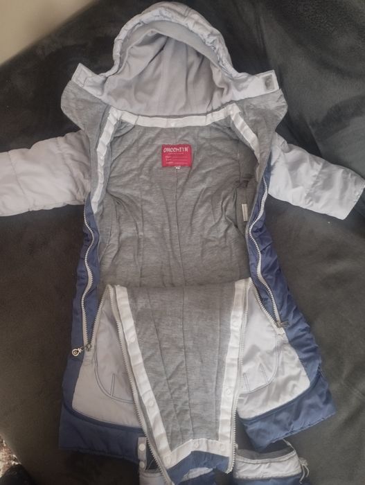 Срочно продам детский комбинезон