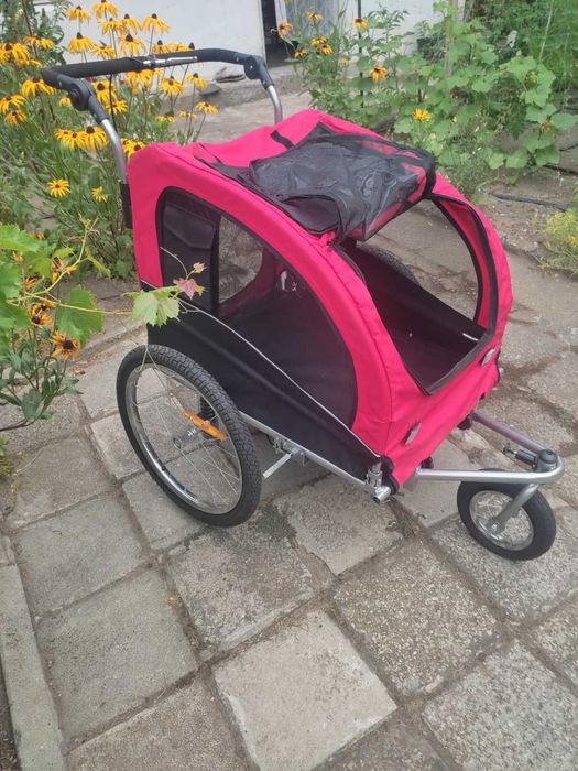 Количка за дете или домашен любимец