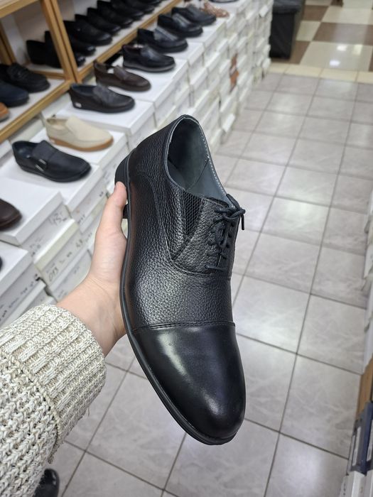 Kojinny klassik tufli velikan