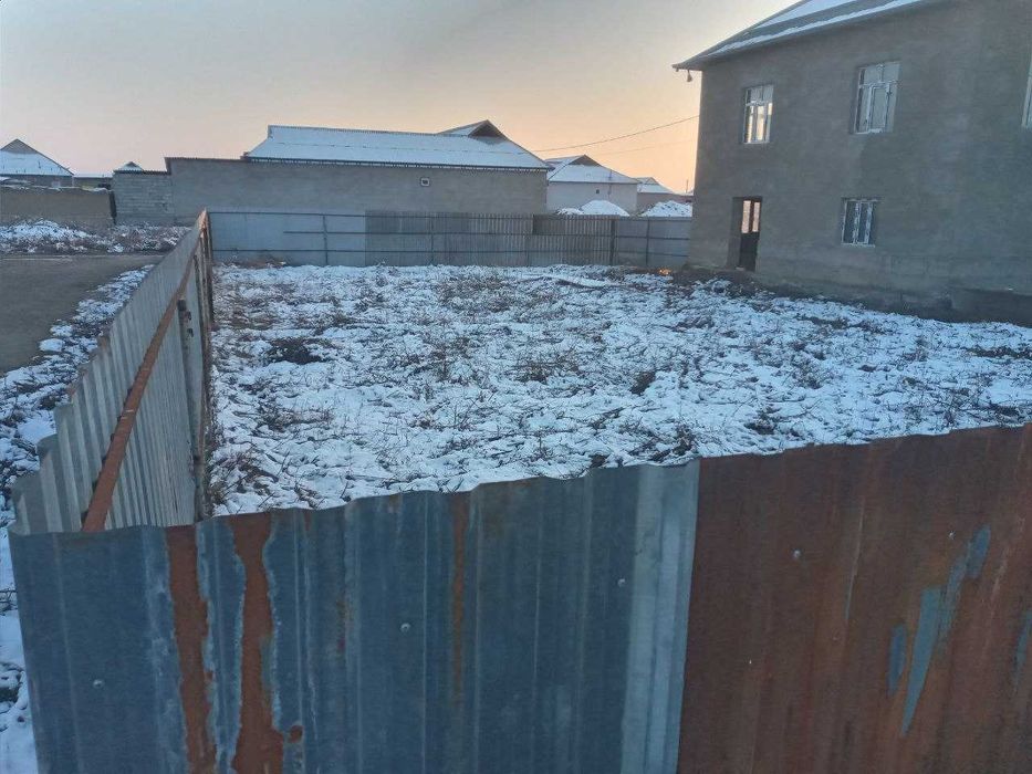 Guliston uchastka Гулистон Участка Срочно сотилади