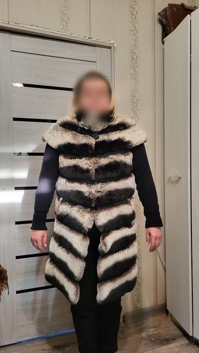 Продам безрукавку шиншила