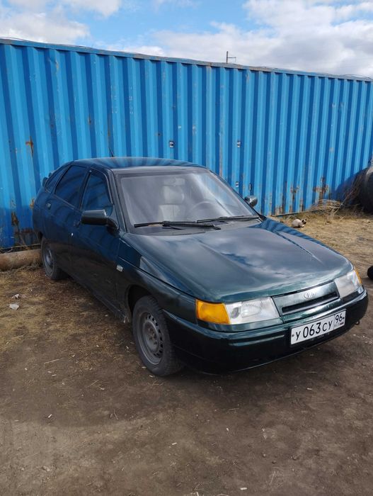 Автомобиль ваз2112