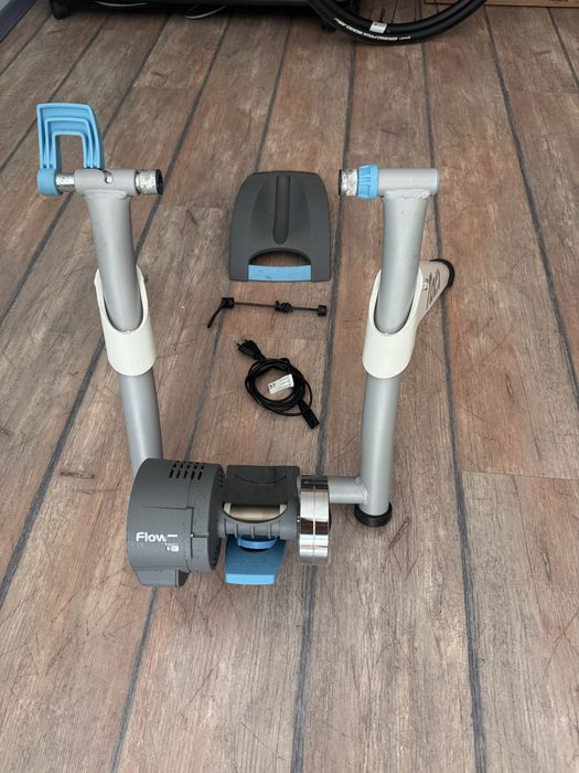 Велотренажор Tacx Flow Smart T2240