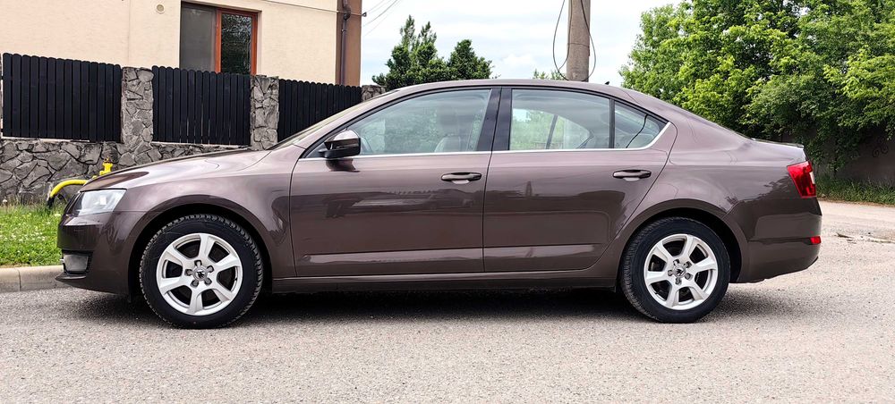 SKODA Octavia 2014 — imagine 5