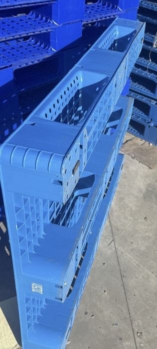 Vand paleti din plastic 110x110x15