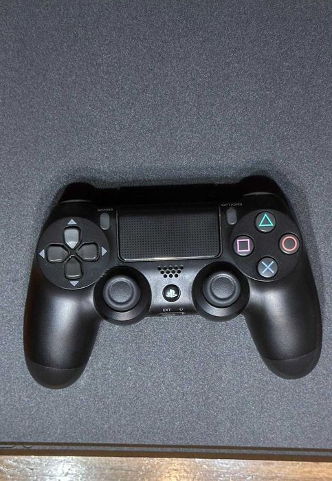 PlayStation 4 860 GB | PS4 + Controller + Jocuri