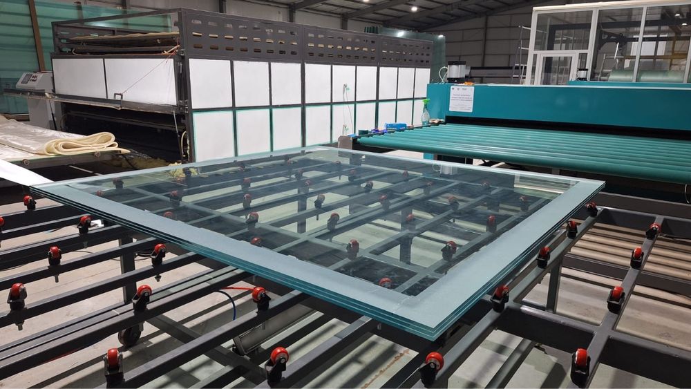 Fabrica de prelucrare sticla securizata si laminata- producator