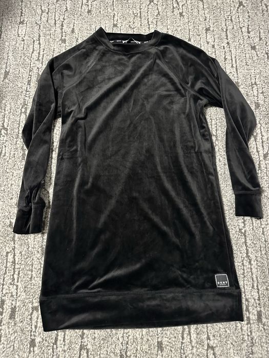 Плюшена рокля на DKNY