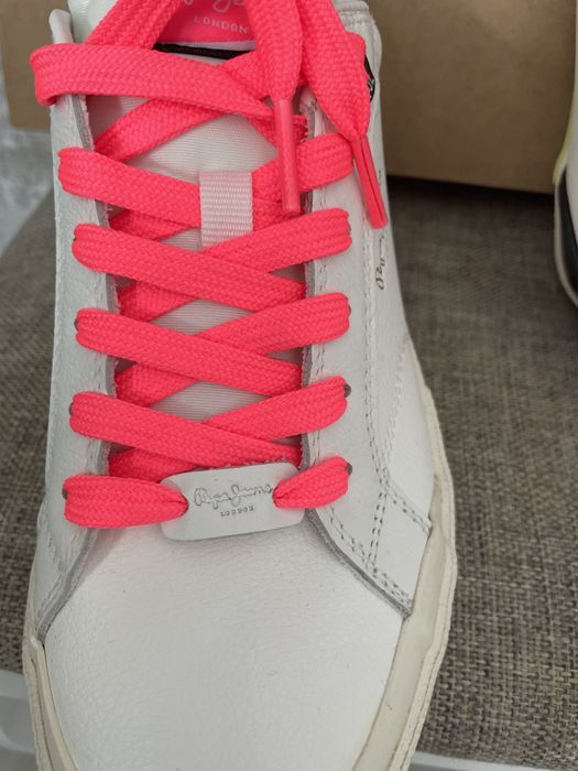 Pepe Jeans 37 номер, нови