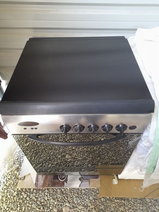 Газовая плита фирмы BOSCH