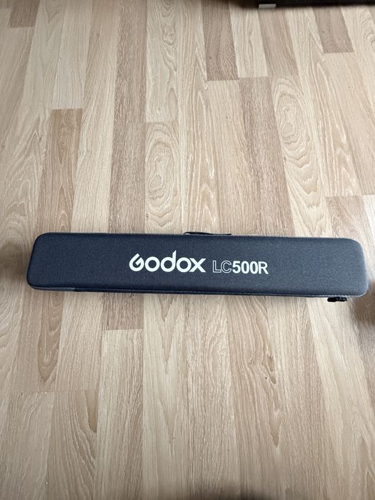 LC500R – Lampă LED RGB pentru fotografie