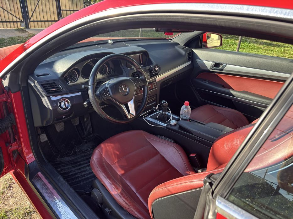 Mercedes-Benz E220 CDI Coupé C207 | 2012 | 170 CP | 211.000 km | Proprietar