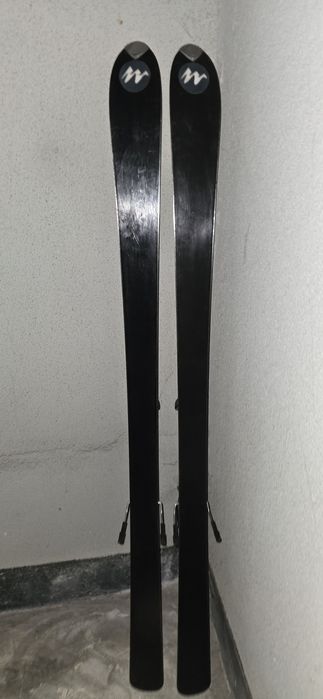 Горные лыжи 160см